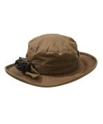 In Stock:
Sandstone: X Large
Olive Green: X Large
Barbour Ladies Waxed Cotton Hat with Rose Trim LHA0010