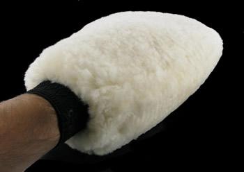 Sheepskin Grooming Mit for horses by Westgate