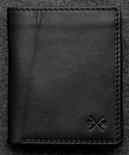 Tudor Abridged Wallet in black Leather